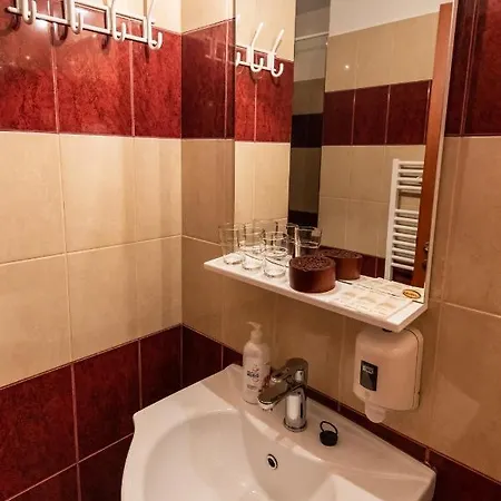 Fenyes Vinorium Σόπρον