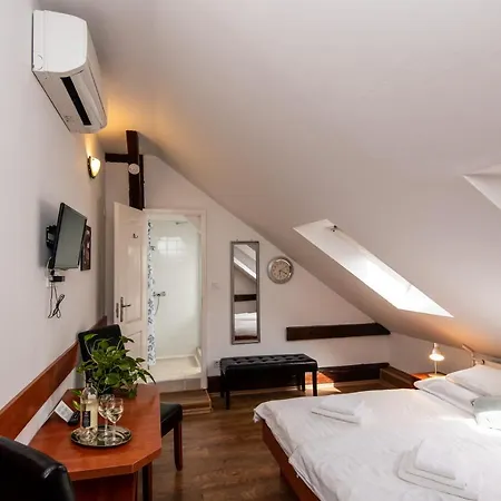 Bed and Breakfast Fenyes Vinorium Σόπρον