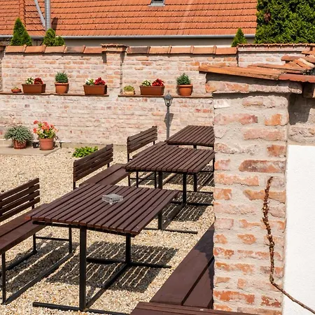 Bed and Breakfast Fenyes Vinorium Σόπρον