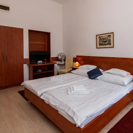 Panzió Fényes Vinorium 3*