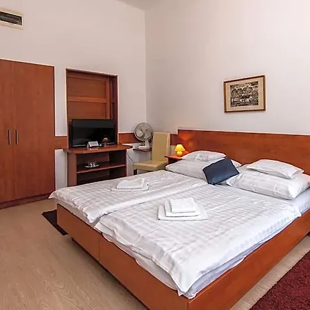 Fényes Vinorium 3* Sopron