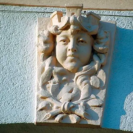 Fényes Vinorium Panzió