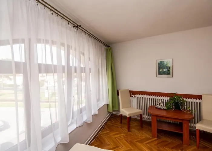 Fenyes Vinorium Nocleg ze śniadaniem Sopron