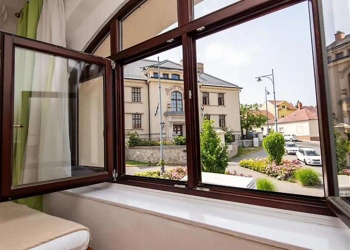 Fenyes Vinorium 3* Sopron